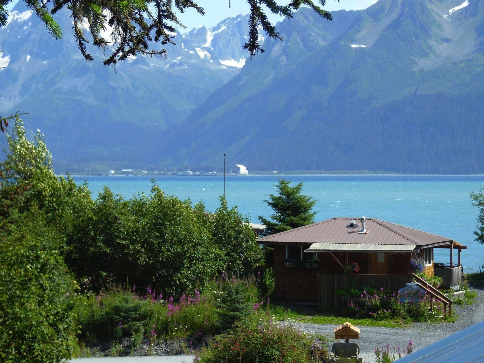 Resurrection Lodge On The Bay Seward Exterior foto